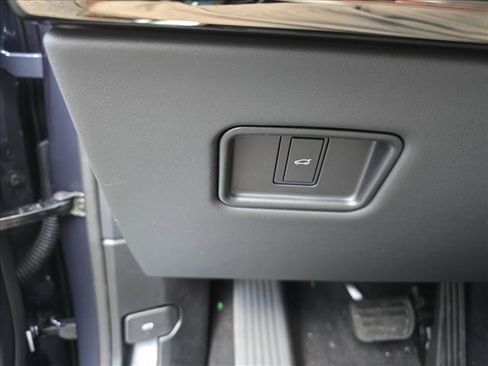 New 2026 Land Rover Range Rover Sport SE image 24