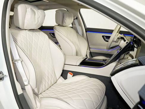 Certified 2025 Mercedes-Benz S 580 4MATIC Sedan image 16