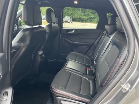 Used 2026 Ford Escape ST-Line AWD/4WD image 18