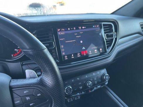 Used 2024 Dodge Durango GT image 25