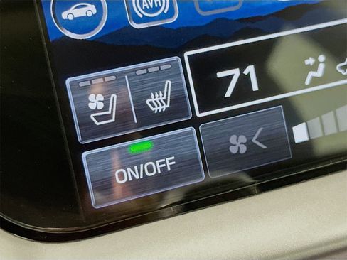 Used 2023 Subaru Outback Touring image 21