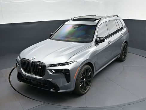 Used 2025 BMW X7 M60i w/ Executive Package AWD/4WD image 30