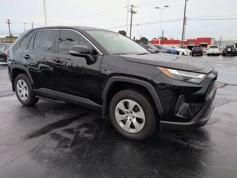Certified 2025 Toyota RAV4 LE AWD/4WD image 7