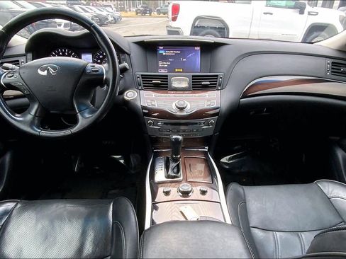 Used 2015 INFINITI Q70 3.7 w/ Deluxe Touring Package image 16