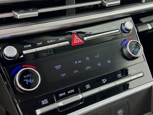 New 2026 Hyundai Santa Fe SE image 13