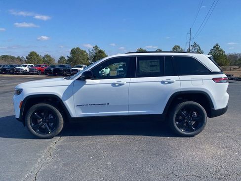 New 2026 Jeep Grand Cherokee Limited image 4