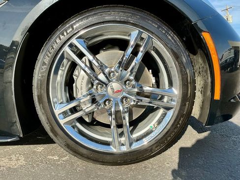 Used 2017 Chevrolet Corvette Stingray w/ 3LT Preferred Equipment Group image 24