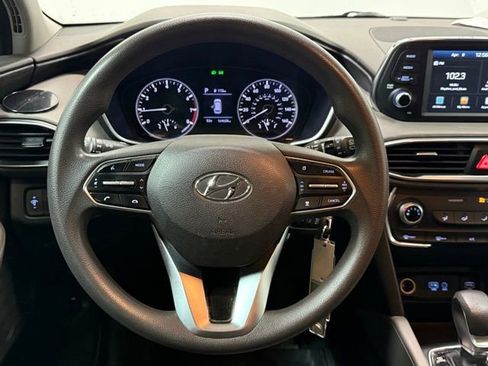Used 2019 Hyundai Santa Fe SE image 12