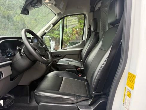 Used 2021 Ford Transit 250 148 High Roof RWD image 15
