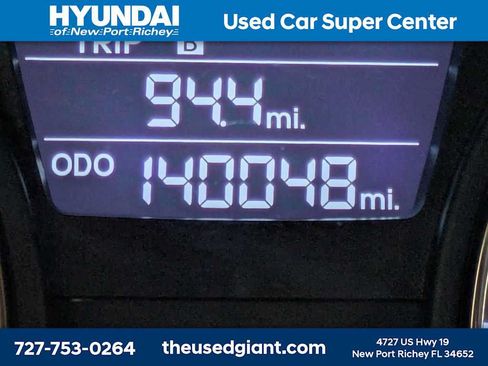 Used 2012 Hyundai Accent GLS w/ Premium Pkg 3 FWD image 27