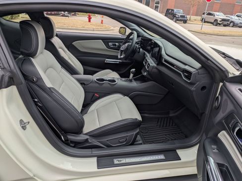 Certified 2025 Ford Mustang GT Premium w/ 60th Anniversary Package image 33