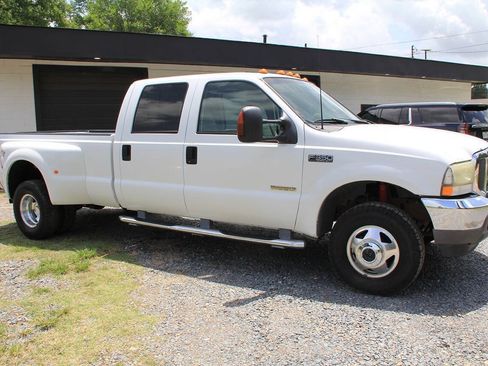 Used 2003 Ford F350 Lariat AWD/4WD image 9