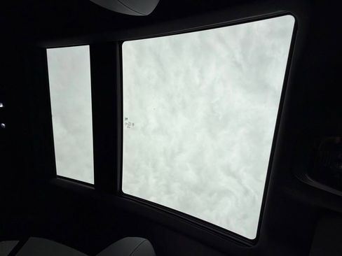 Used 2022 Alfa Romeo Stelvio Sprint image 13