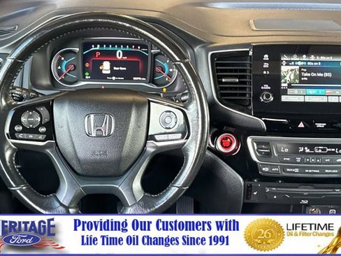 Used 2022 Honda Pilot Touring image 14