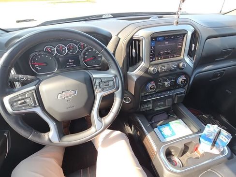 Used 2020 Chevrolet Silverado 1500 LT Trail Boss AWD/4WD image 19