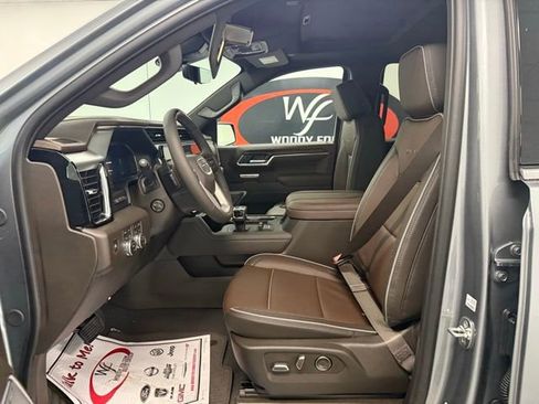 New 2026 GMC Sierra 1500 Denali image 9