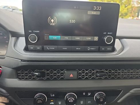Used 2025 Honda Accord LX image 21