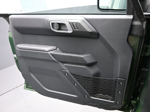 New 2025 Ford Bronco Badlands image 15