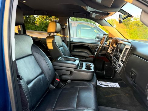 Used 2017 GMC Sierra 1500 SLT w/ SLT Preferred Package image 12