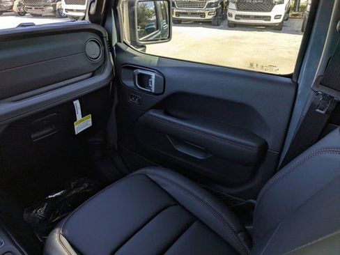 New 2026 Jeep Gladiator Rubicon image 17