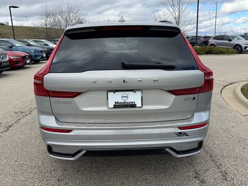 Certified 2023 Volvo XC60 B5 Plus w/ Climate Package AWD/4WD image 4