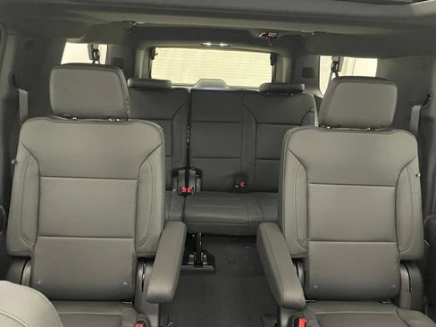 New 2026 Chevrolet Suburban Z71 w/ Comfort Package AWD/4WD image 14