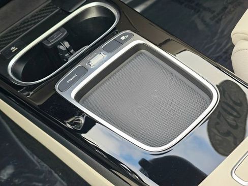 Certified 2025 Mercedes-Benz CLA 250 4MATIC image 37