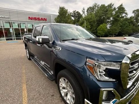 Used 2019 GMC Sierra 1500 SLT w/ SLT Premium Plus Package AWD/4WD image 2
