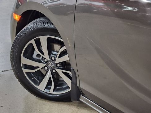 Used 2023 Honda Odyssey Touring image 23