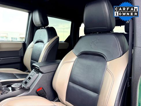 Used 2024 Ford Bronco Wildtrak AWD/4WD image 14