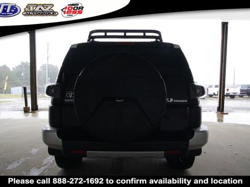 Used 2013 Toyota FJ Cruiser 4WD w/ Upgrade Pkg image 5