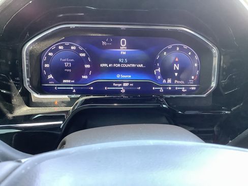 Used 2025 Chevrolet Silverado 1500 LT image 13