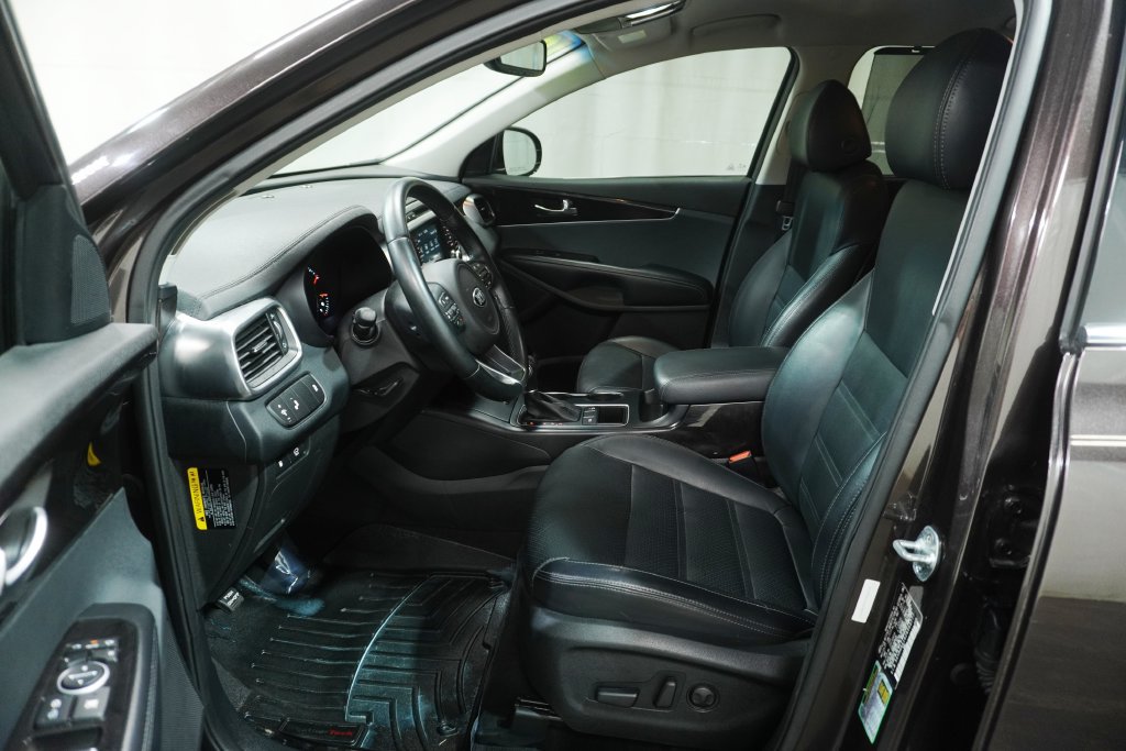 Used 2018 Kia Sorento EX FWD image 11