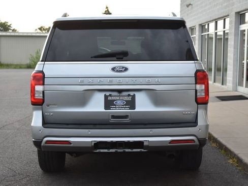 Used 2024 Ford Expedition Max XLT RWD image 10