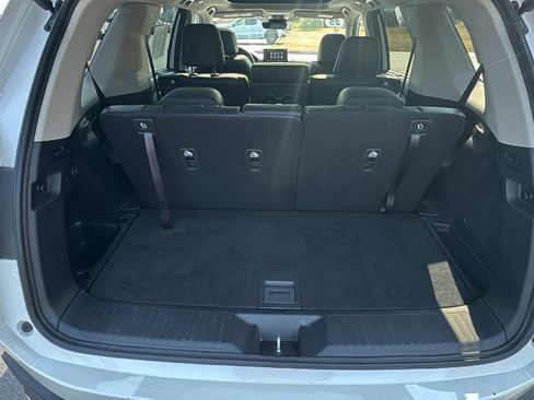 Used 2025 Honda Pilot Elite image 32