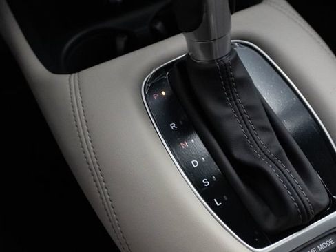 New 2027 Honda HR-V EX-L image 13