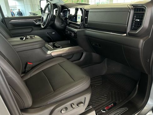 Used 2025 Chevrolet Silverado 2500 LTZ w/ LTZ Premium Texas Edition image 16