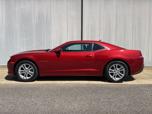 Used 2015 Chevrolet Camaro LS RWD image 6