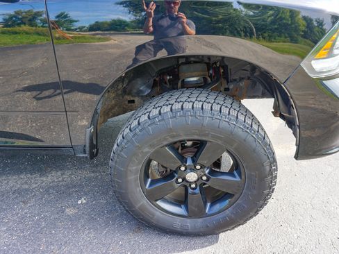 Used 2014 RAM 1500 Express w/ Black Ram 1500 Express Group image 33