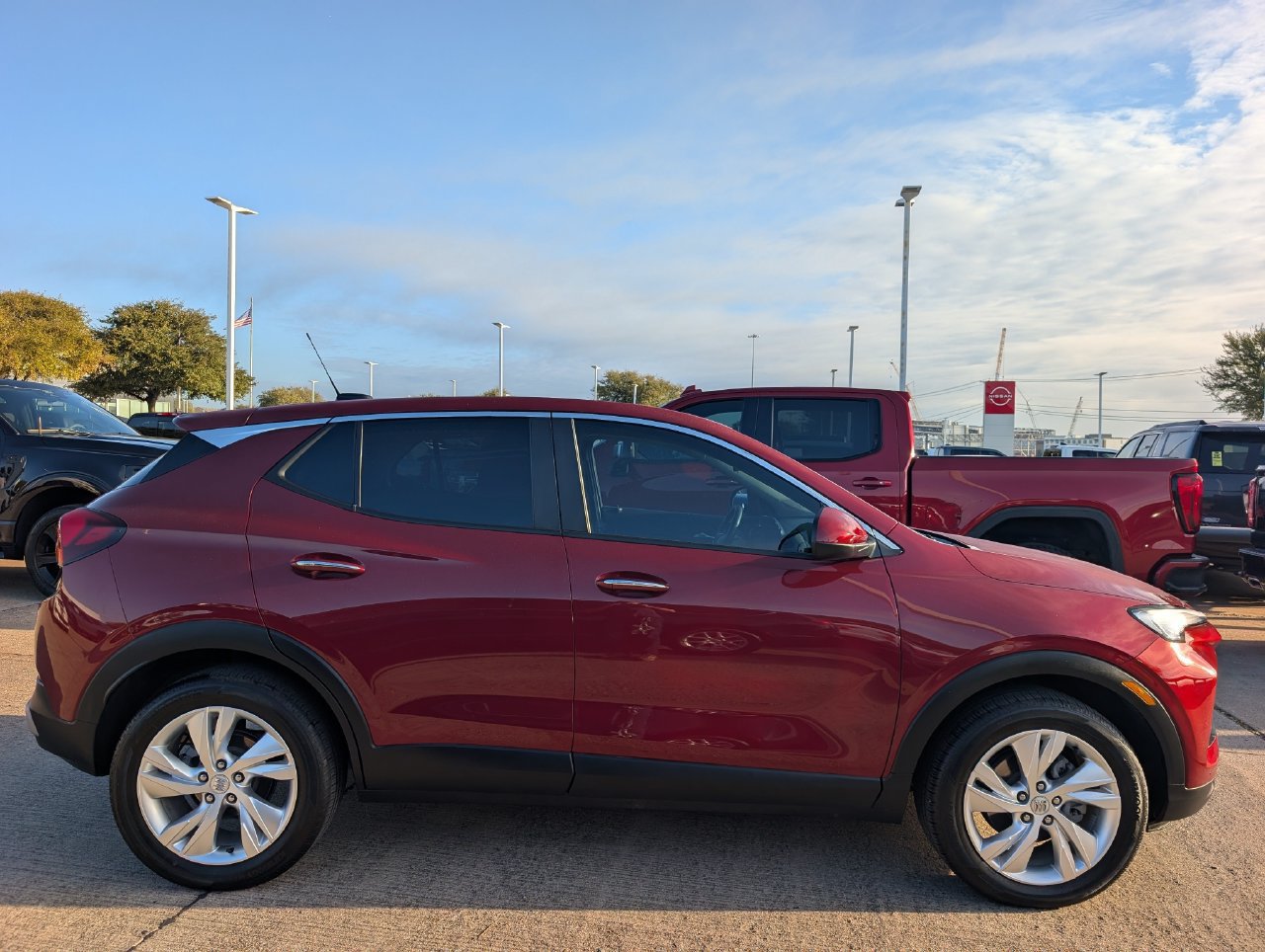Used 2024 Buick Encore GX Preferred FWD image 3