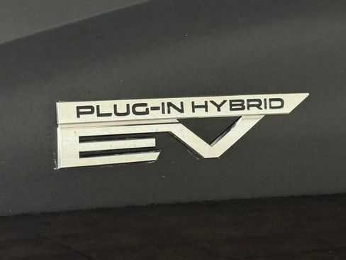 New 2024 Mitsubishi Outlander SE image 4