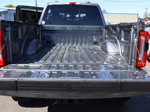 Used 2025 Ford F350 Platinum w/ Platinum Plus Package AWD/4WD image 16