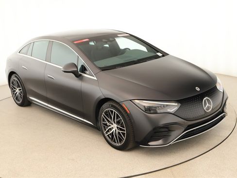Used 2024 Mercedes-Benz EQE 500 4MATIC Sedan w/ AMG Line Exterior Package image 37