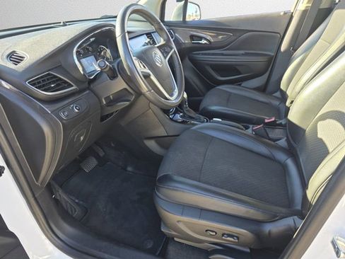 Used 2020 Buick Encore Preferred w/ Safety Package image 8