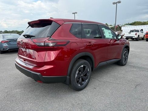 New 2026 Nissan Rogue SV image 5