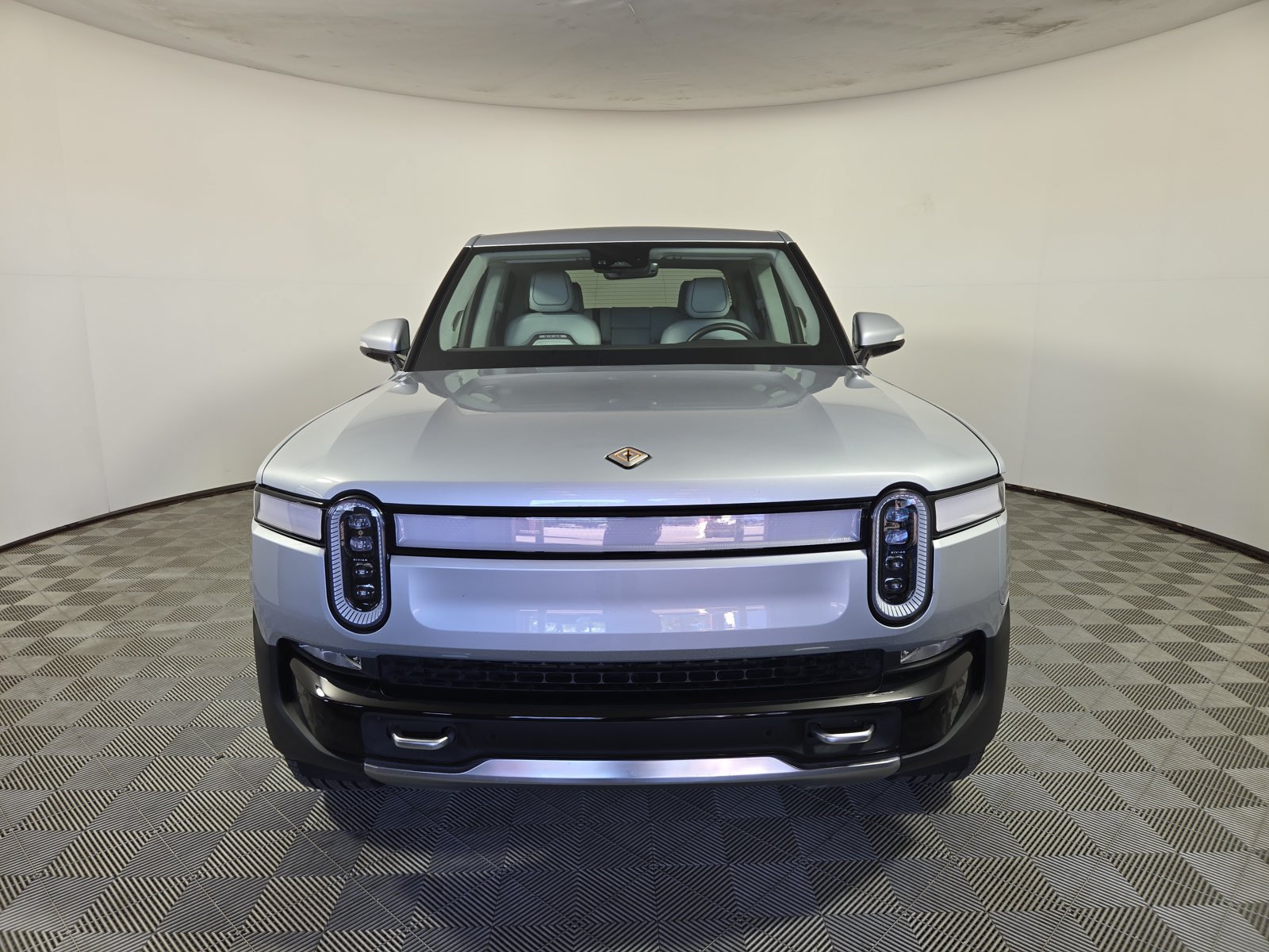 Used 2023 Rivian R1T Adventure Quad AWD/4WD image 8