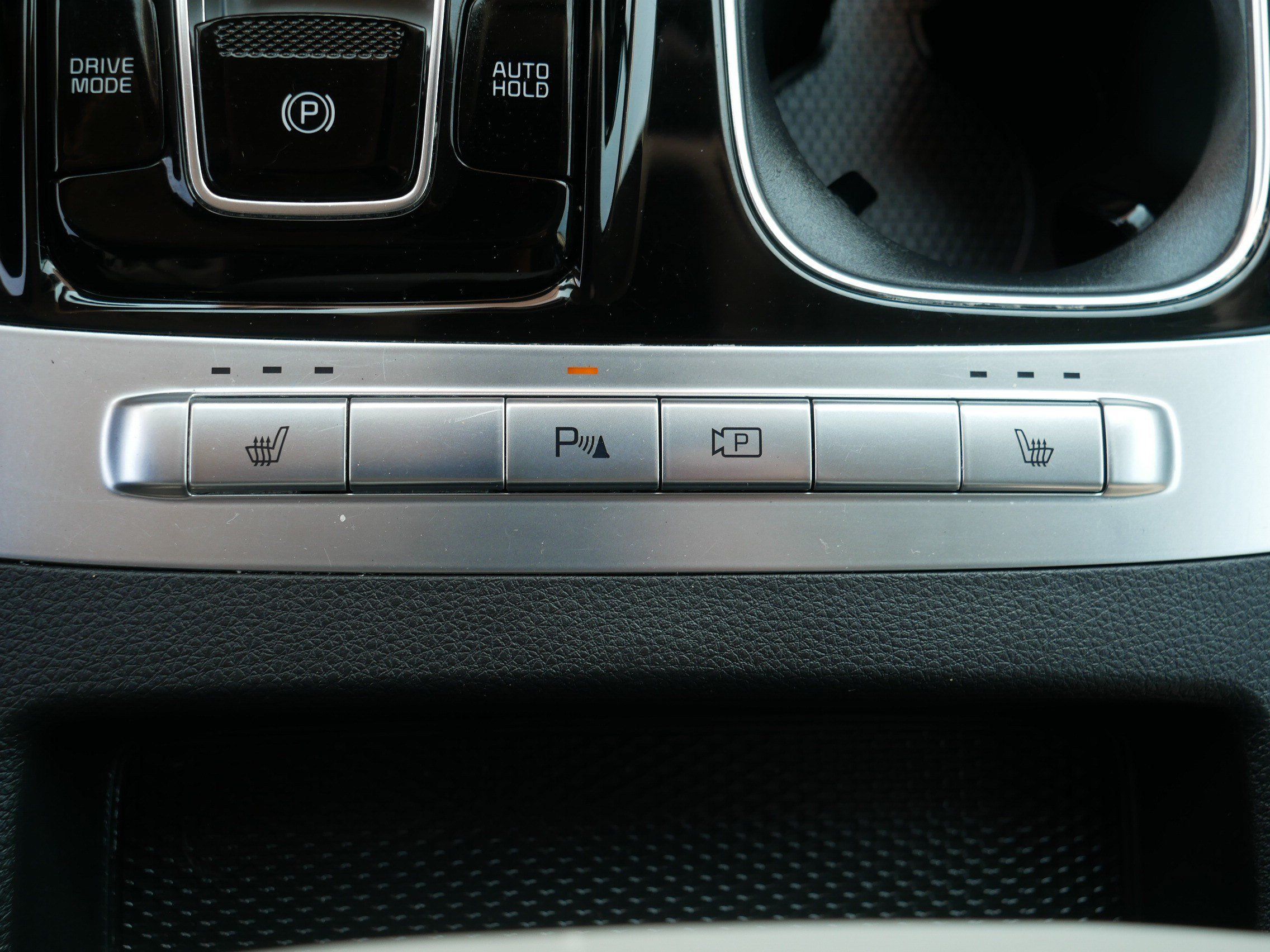 Certified 2024 Kia Carnival EX FWD image 31