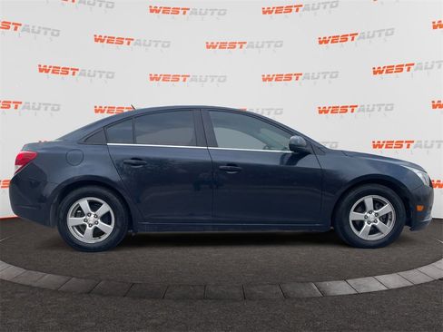 Used 2014 Chevrolet Cruze LT w/ All-Star Edition image 6
