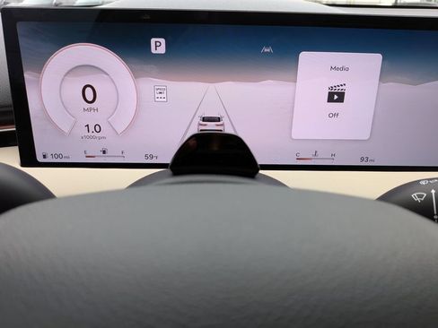 New 2026 Genesis GV70 2.5T Advanced AWD/4WD image 18