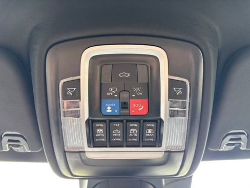 Used 2024 RAM 1500 Limited AWD/4WD image 14